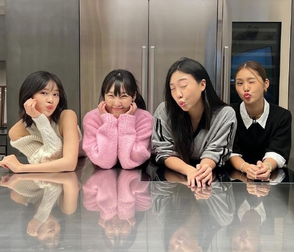 罗英锡的吵吵闹闹蹦蹦地球游戏厅篇下载